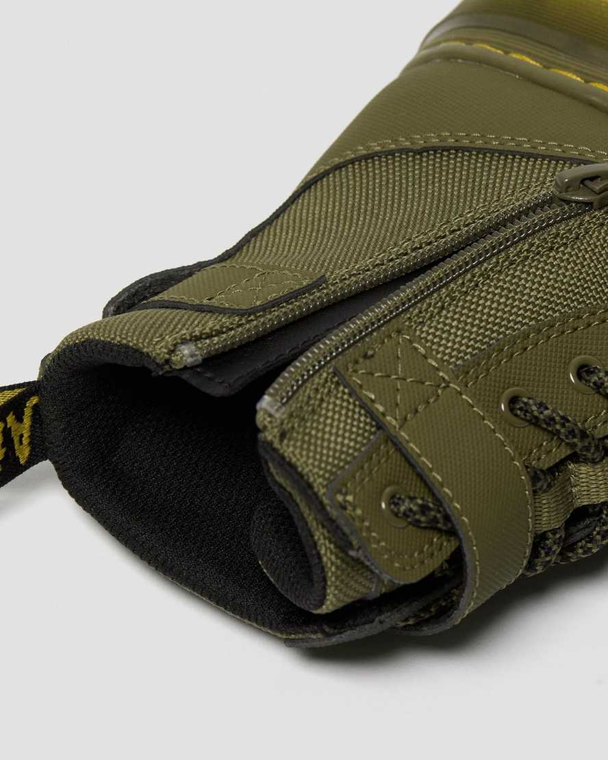 dětské volnočasové boty dr. martens combs tech v olivové barvě