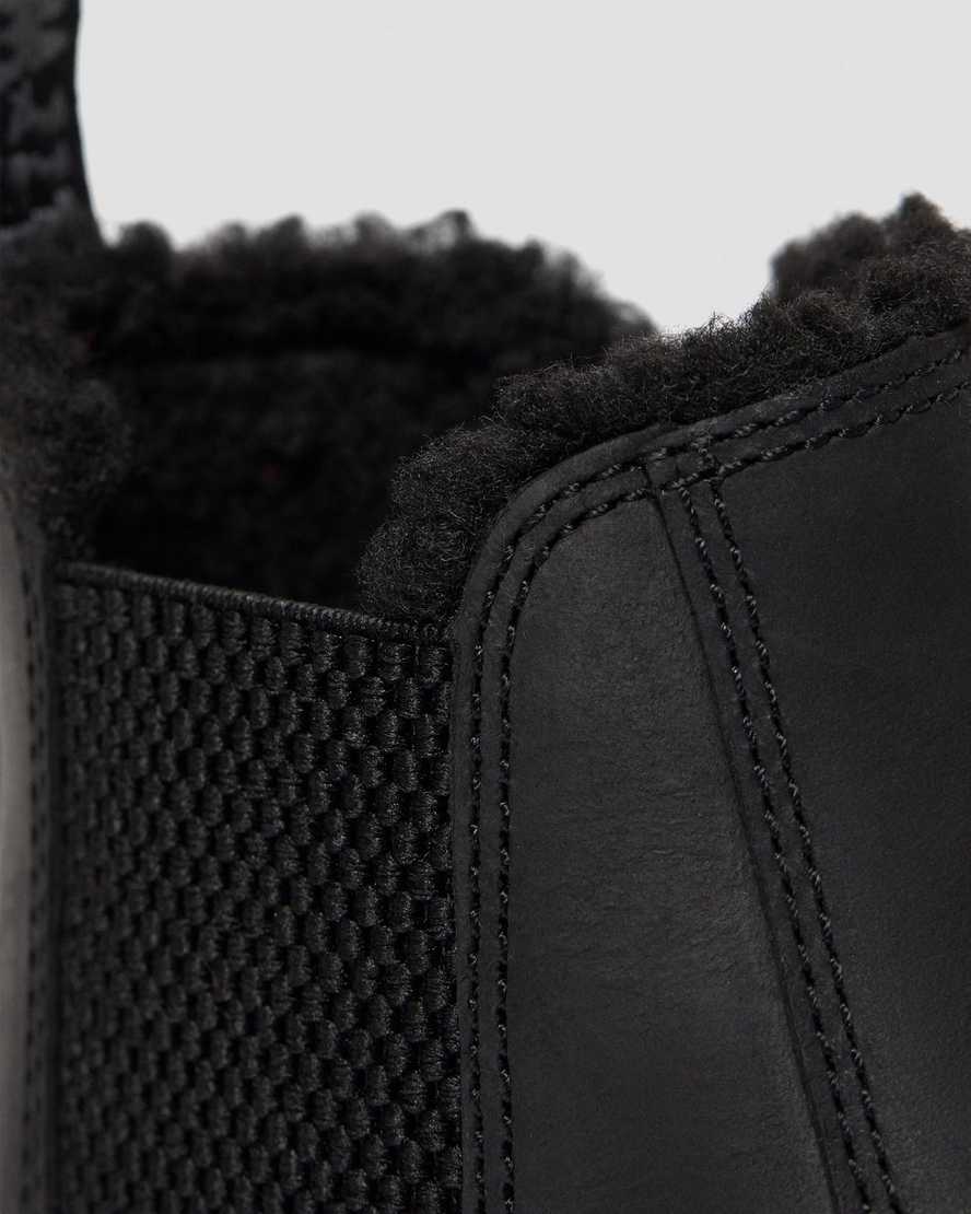 Černé dětské boty dr. martens 2976 s podšívkou z umělé kožešiny chelsea