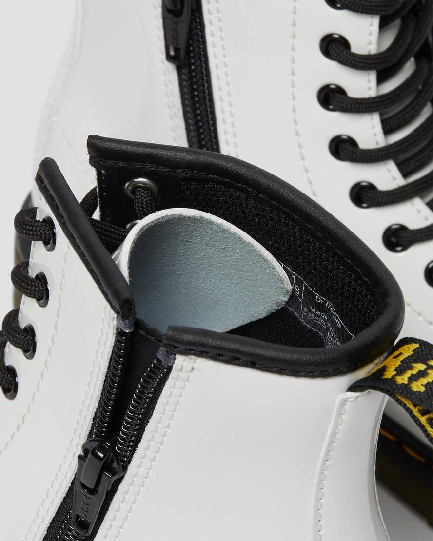 bílé dětské lakované šněrovací boty dr. martens 1460