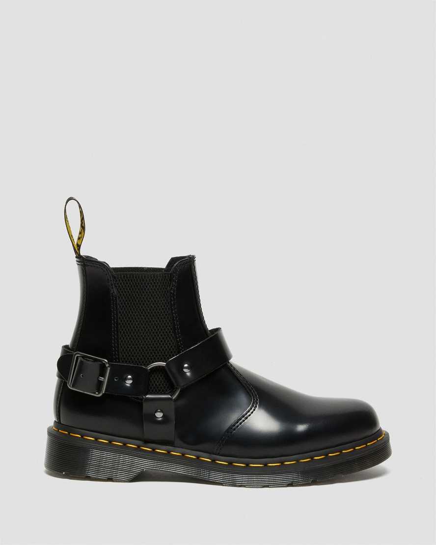 Černé pánské boty dr. martens wincox smooth s přezkou