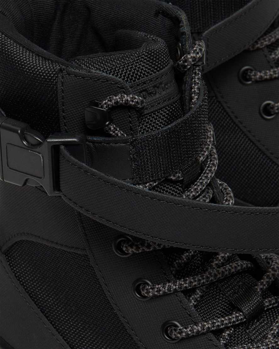 Černé pánské volnočasové boty dr. martens combs tech extra tough poly