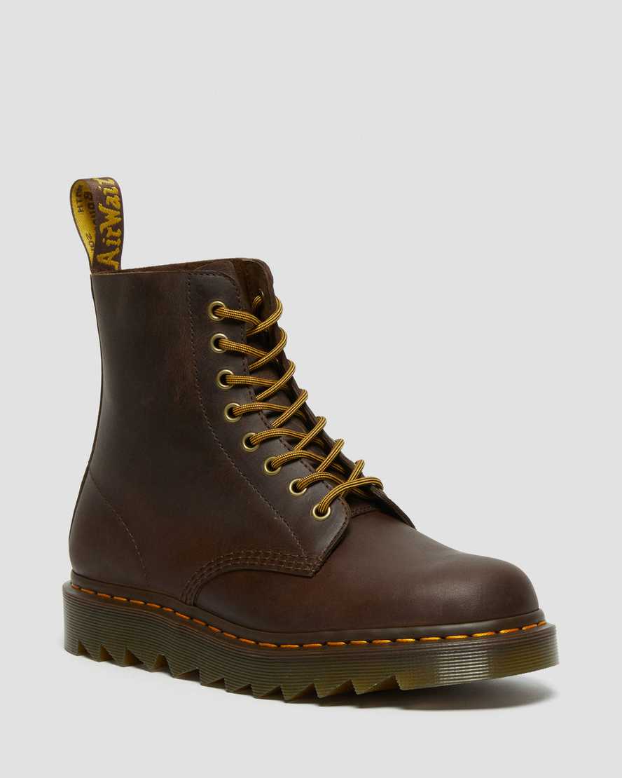 hnědé pánské volnočasové boty dr. martens 1460 pascal ziggy