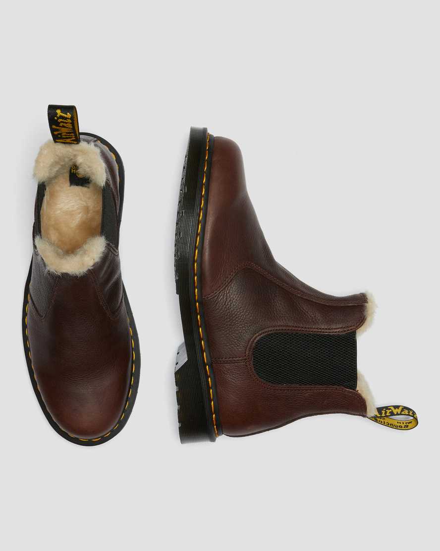 hnědé pánské boty dr. martens 2976 s podšívkou z umělé kožešiny chelsea