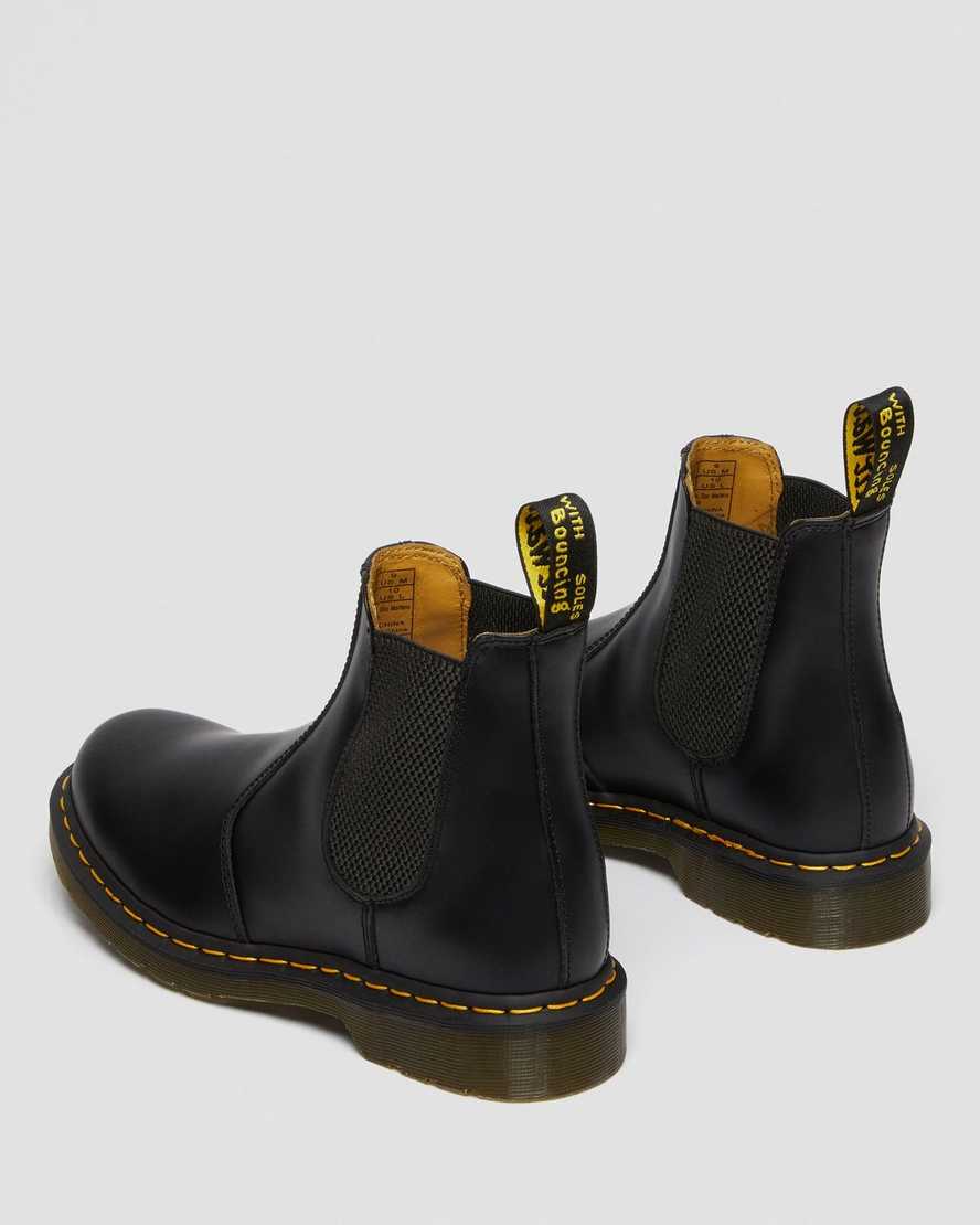 Černé pánské boty dr. martens 2976 yellow stitch smooth chelsea