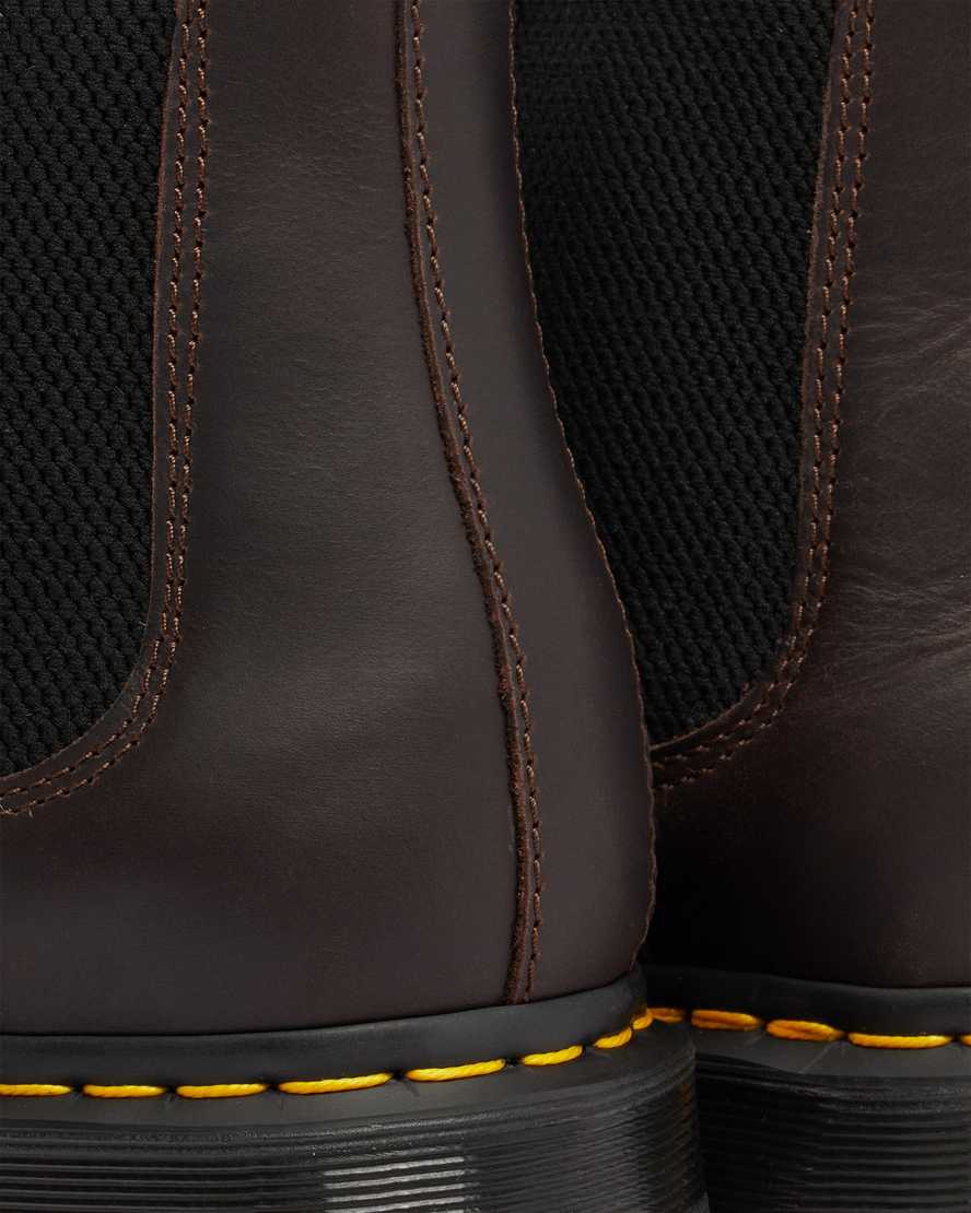 tmavě hnědé pánské boty dr. martens 2976 dms wintergrip chelsea