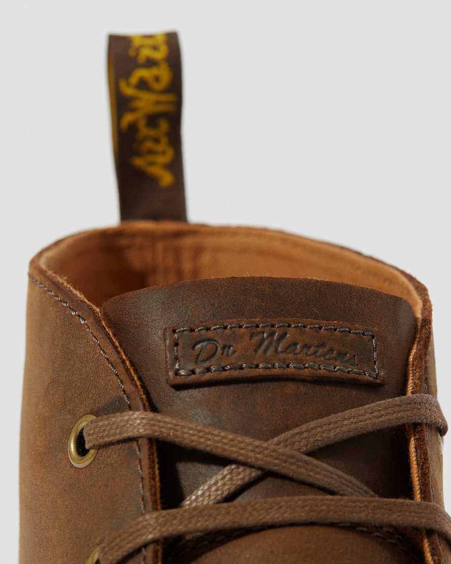 hnědé pánské pouštní boty dr. martens cabrillo crazy horse