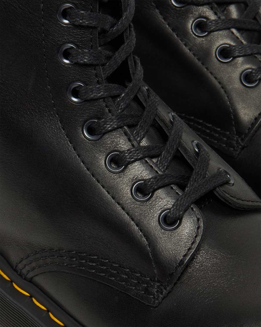 Černé pánské šněrovací boty dr. martens 1460 pascal ziggy