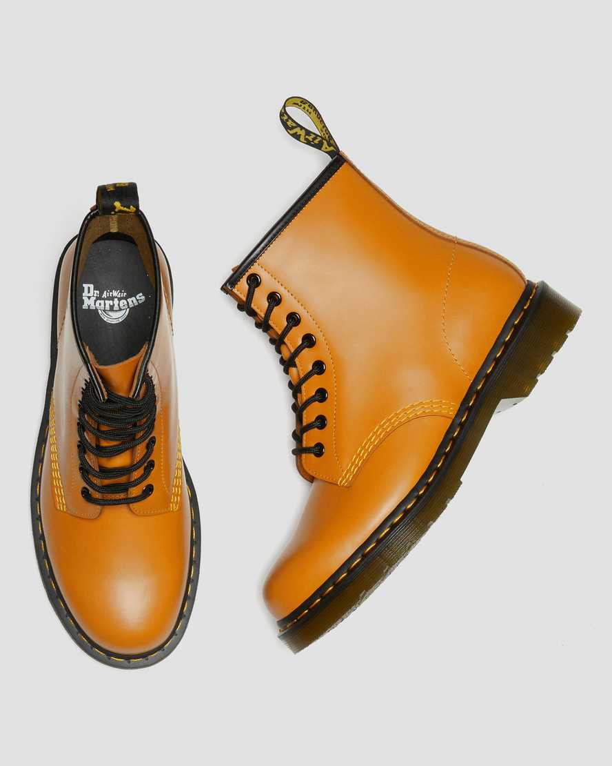 oranžové pánské šněrovací boty dr. martens 1460 smooth