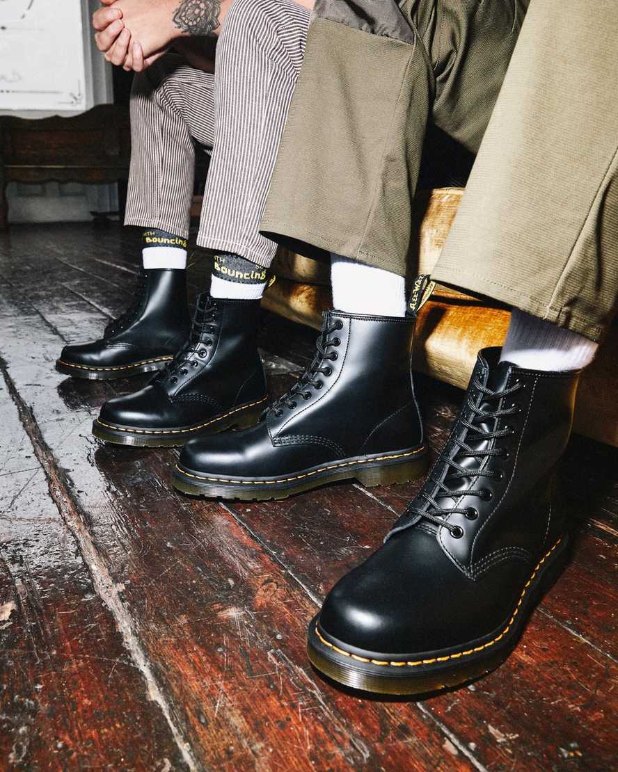 Černé pánské šněrovací boty dr. martens 1460 smooth