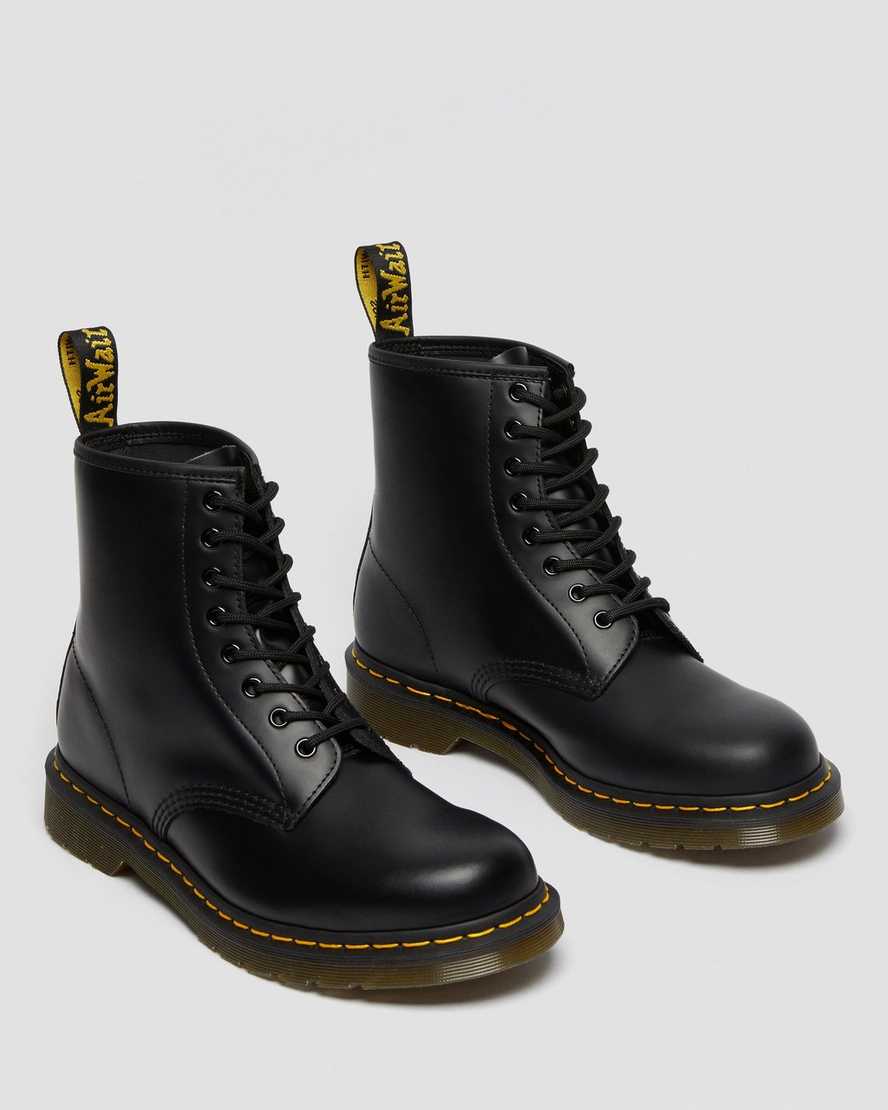 Černé pánské šněrovací boty dr. martens 1460 smooth