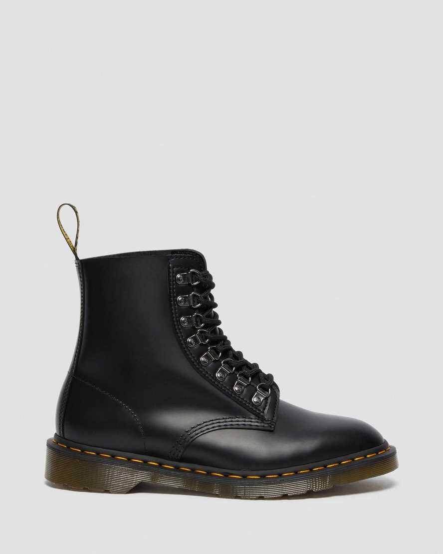 Černé pánské šněrovací boty dr. martens 1460 pascal verso smooth