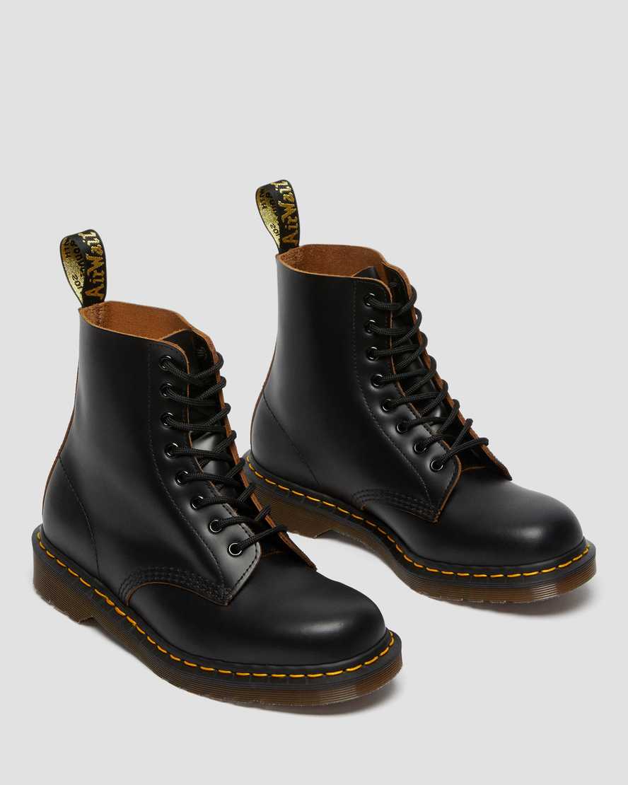 Černé pánské šněrovací boty dr. martens 1460 vintage made in england