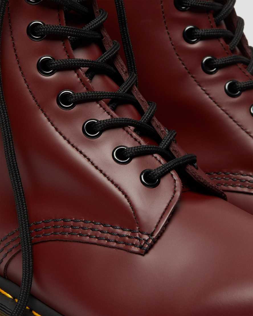 Červené pánské šněrovací boty dr. martens 1460 smooth