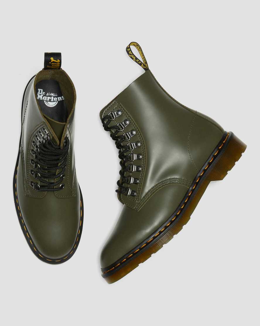 pánské šněrovací boty dr. martens 1460 pascal verso smooth v zelené barvě