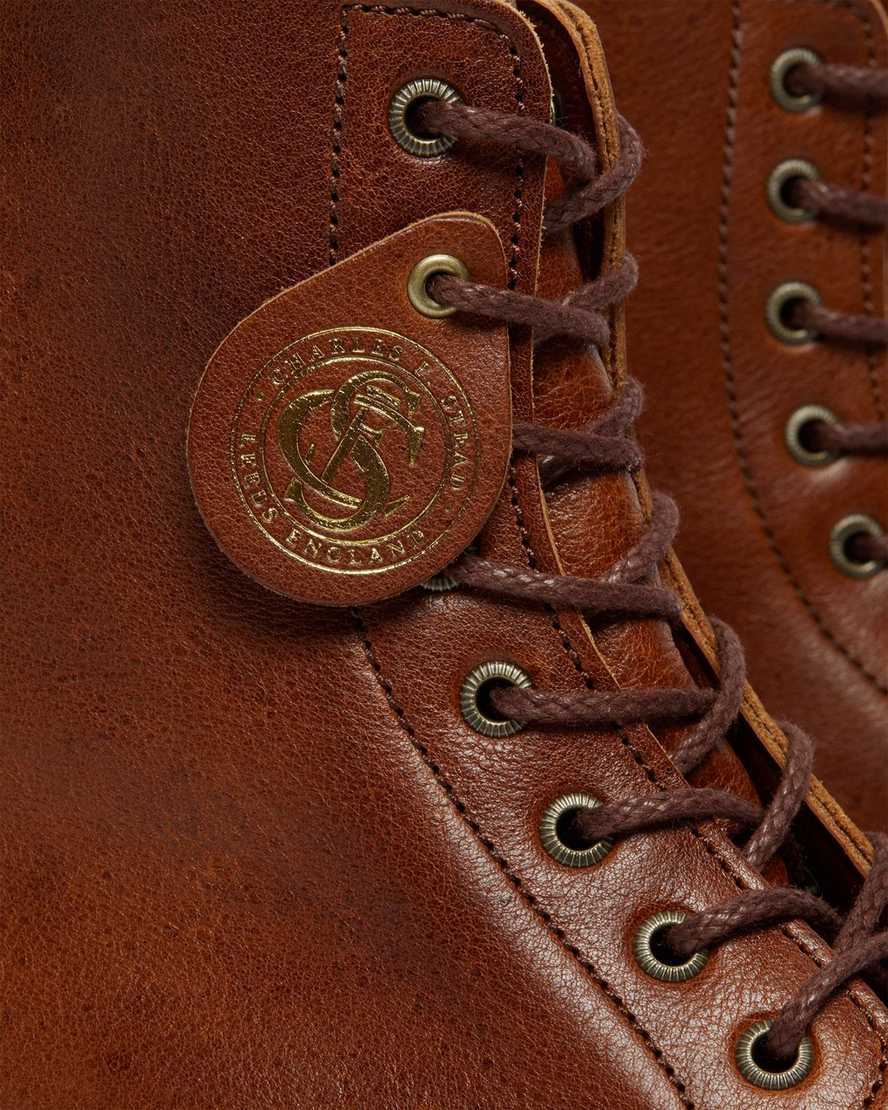 hnědé pánské šněrovací boty dr. martens 1460 pascal