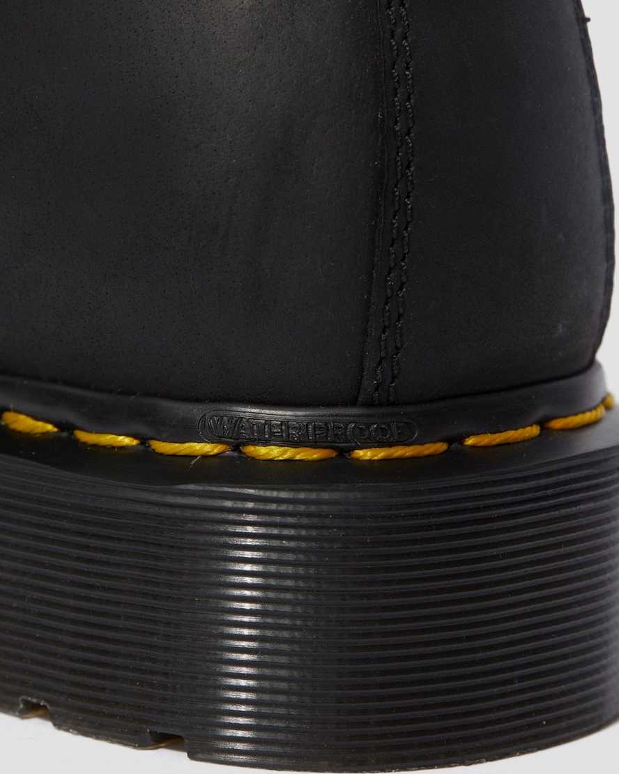 Černé nepromokavé pánské šněrovací boty dr. martens 1460