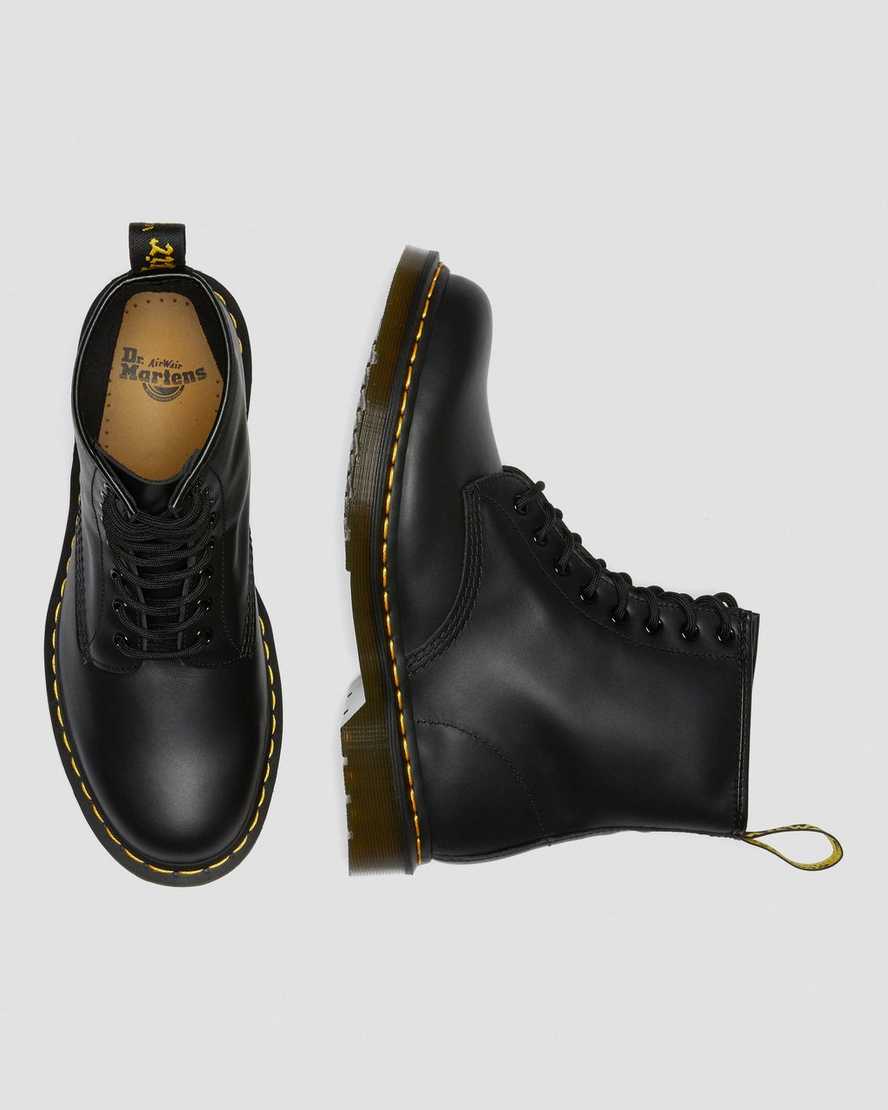 Černé pánské šněrovací boty dr. martens 1460 nappa