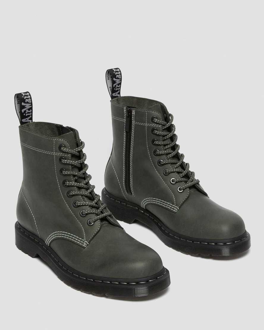 pánské šněrovací boty dr. martens 1460 pascal zip v olivové barvě