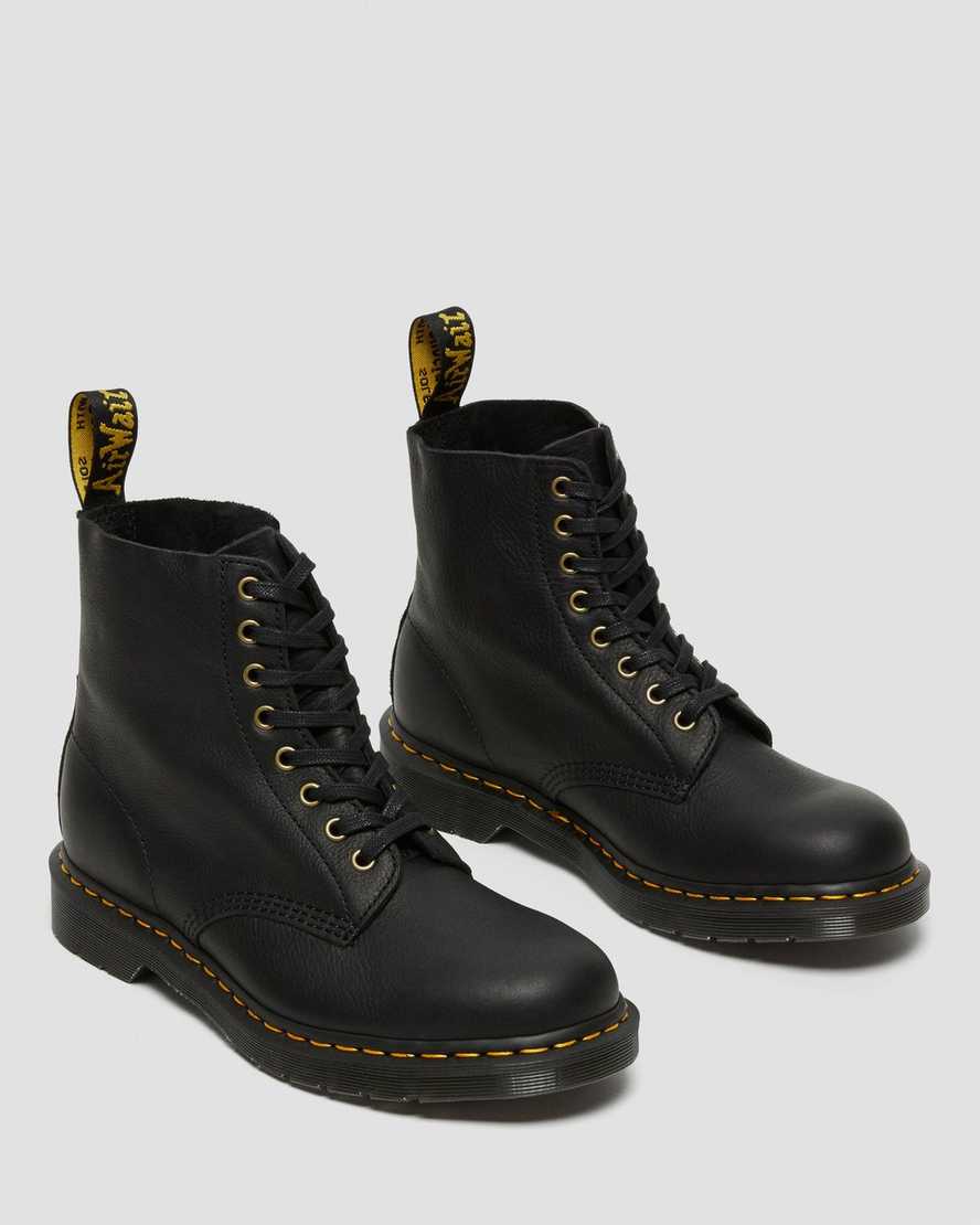 Černé pánské šněrovací boty dr. martens 1460 pascal ambassador
