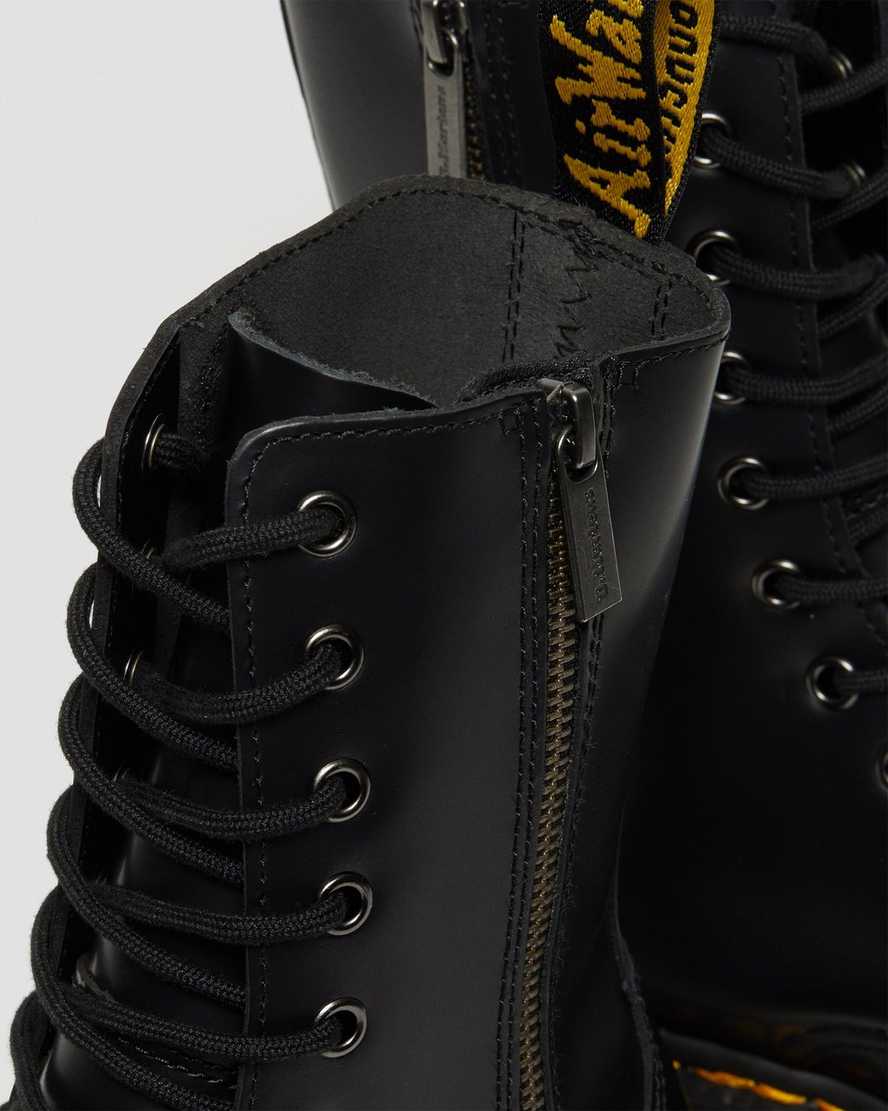 Černé pánské boty na platformě dr. martens jadon hi smooth