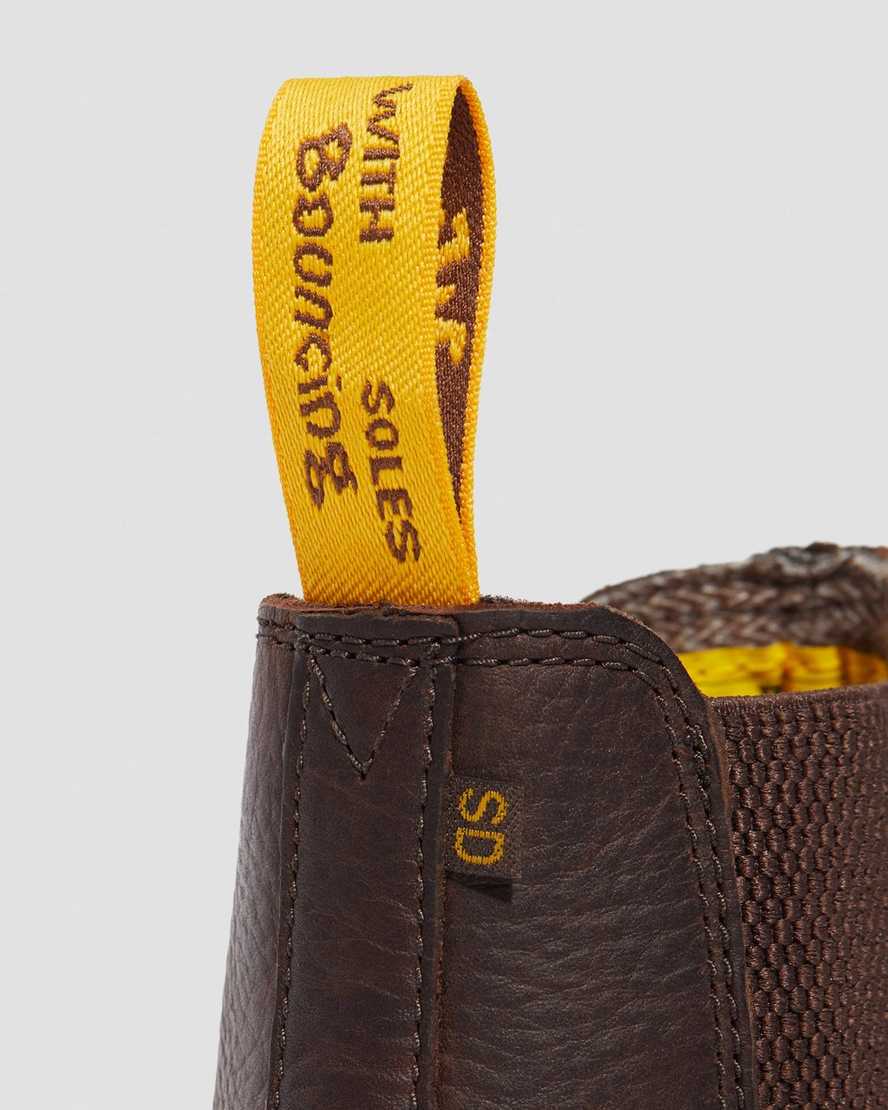hnědé pánské pracovní boty dr. martens fellside chelsea