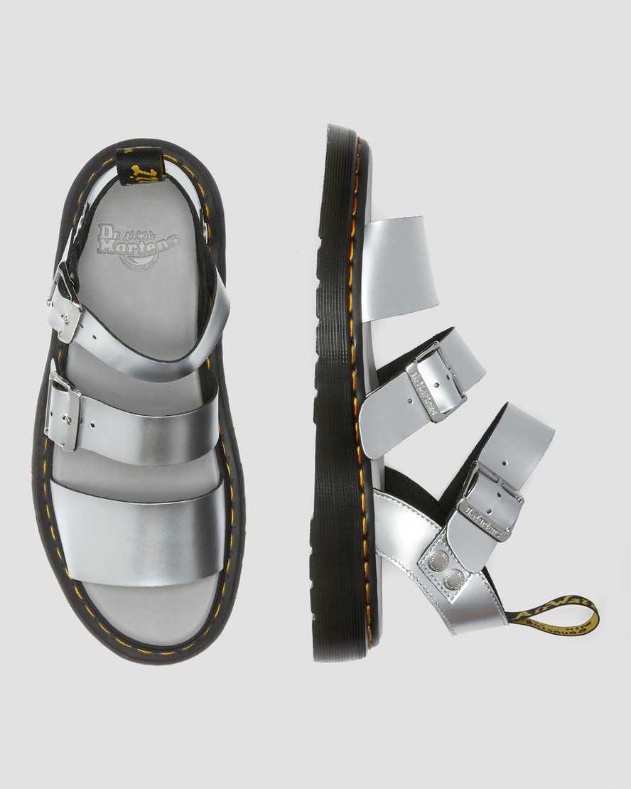 stříbrné metalické pánské gladiátorské sandály dr. martens gryphon