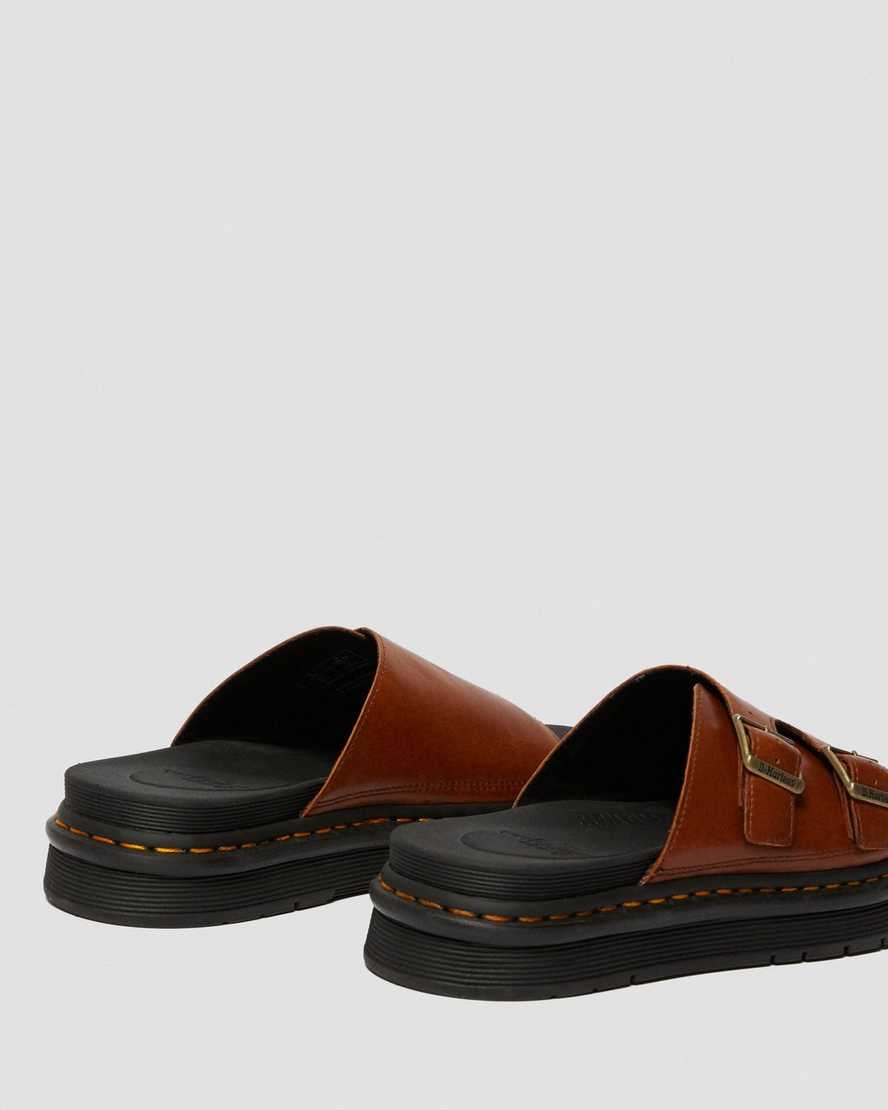 hnědé pánské nazouvací sandály dr. martens dax luxor