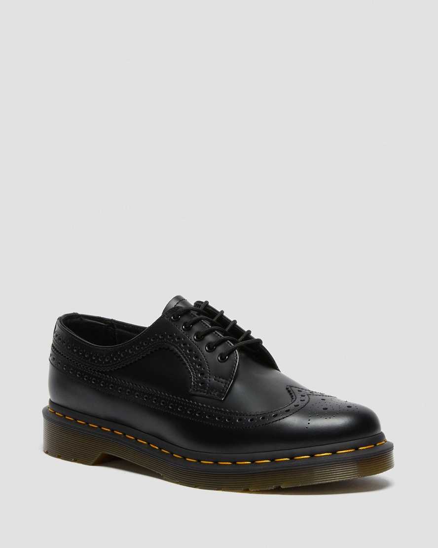 Černé pánské boty dr. martens 3989 yellow stitch smooth brogue