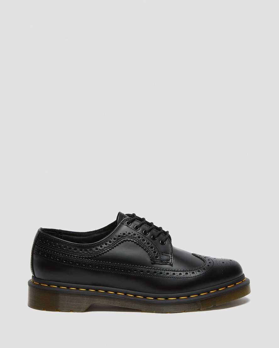 Černé pánské boty dr. martens 3989 yellow stitch smooth brogue