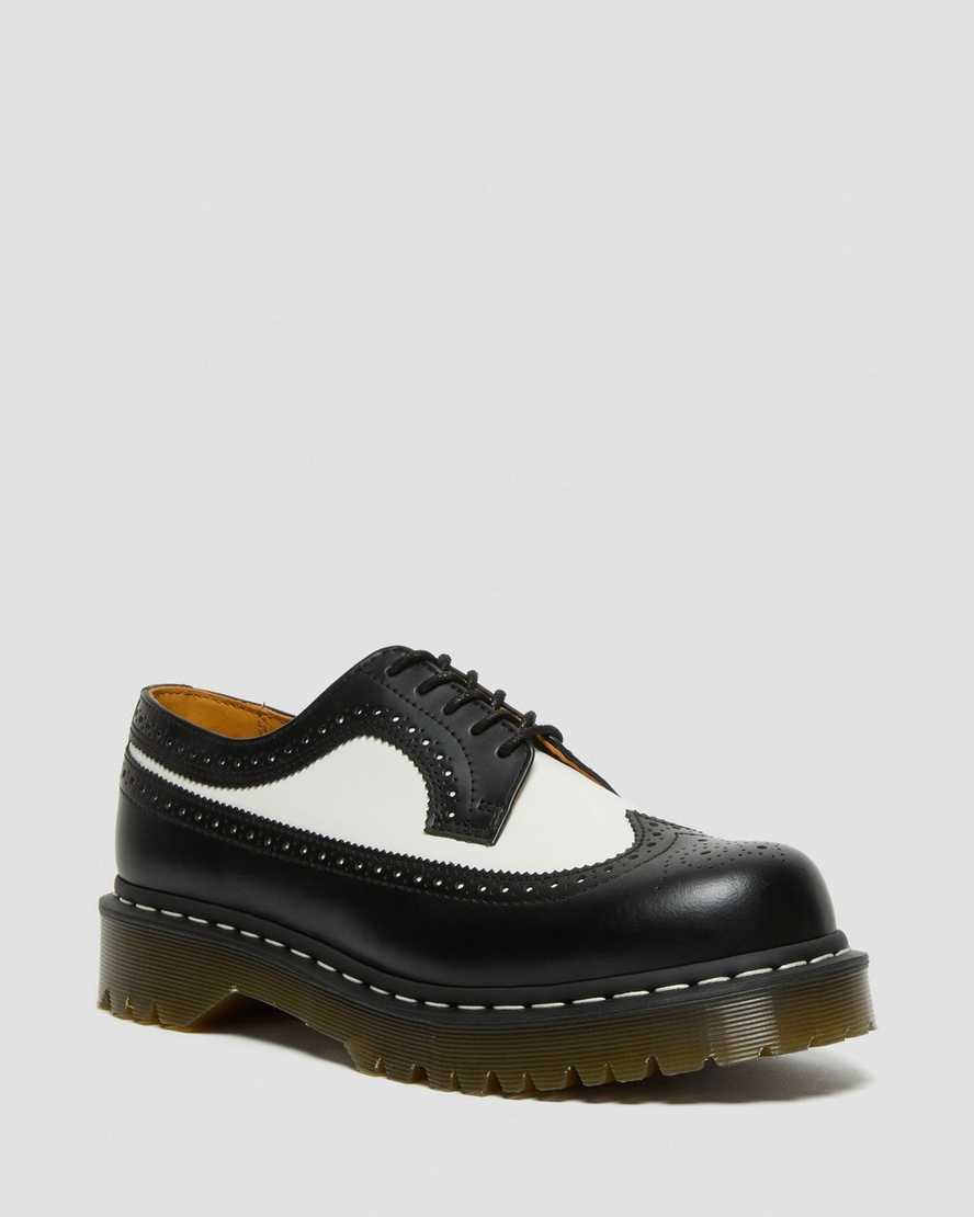 Černé pánské boty dr. martens 3989 bex smooth brogue