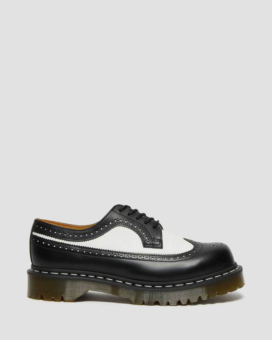 Černé pánské boty dr. martens 3989 bex smooth brogue