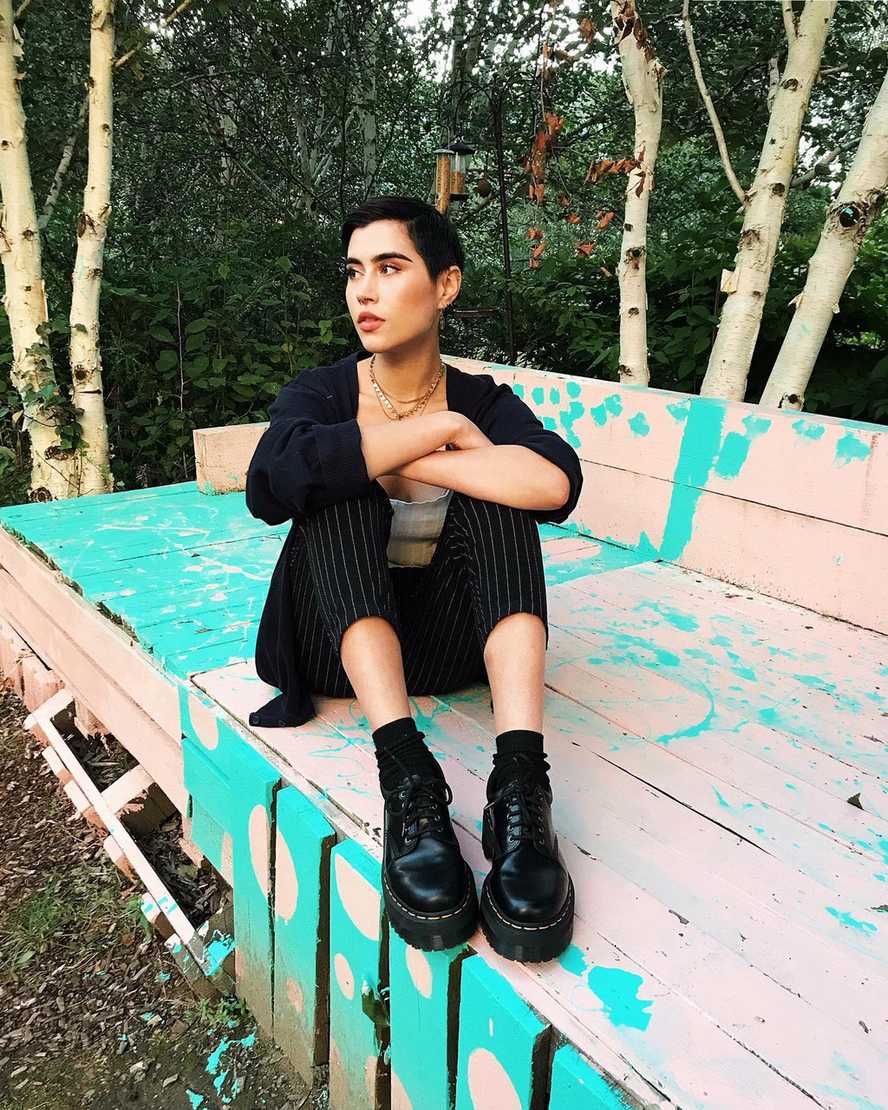 Černé pánské boty dr. martens 8053 na platformě