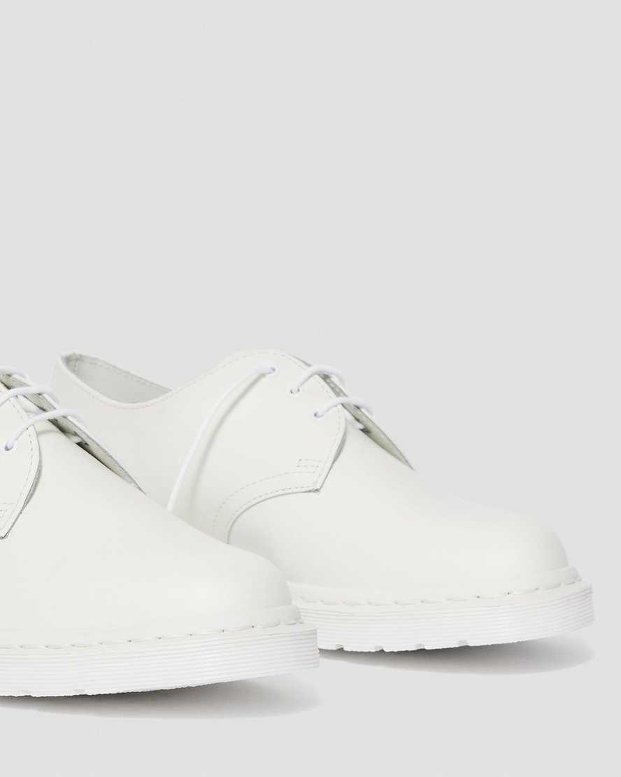 bílé pánské oxfordské boty dr. martens 1461 mono smooth