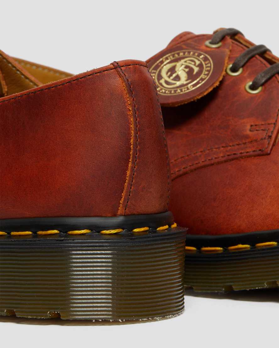 hnědé pánské oxfordské boty dr. martens 1461 classic oil