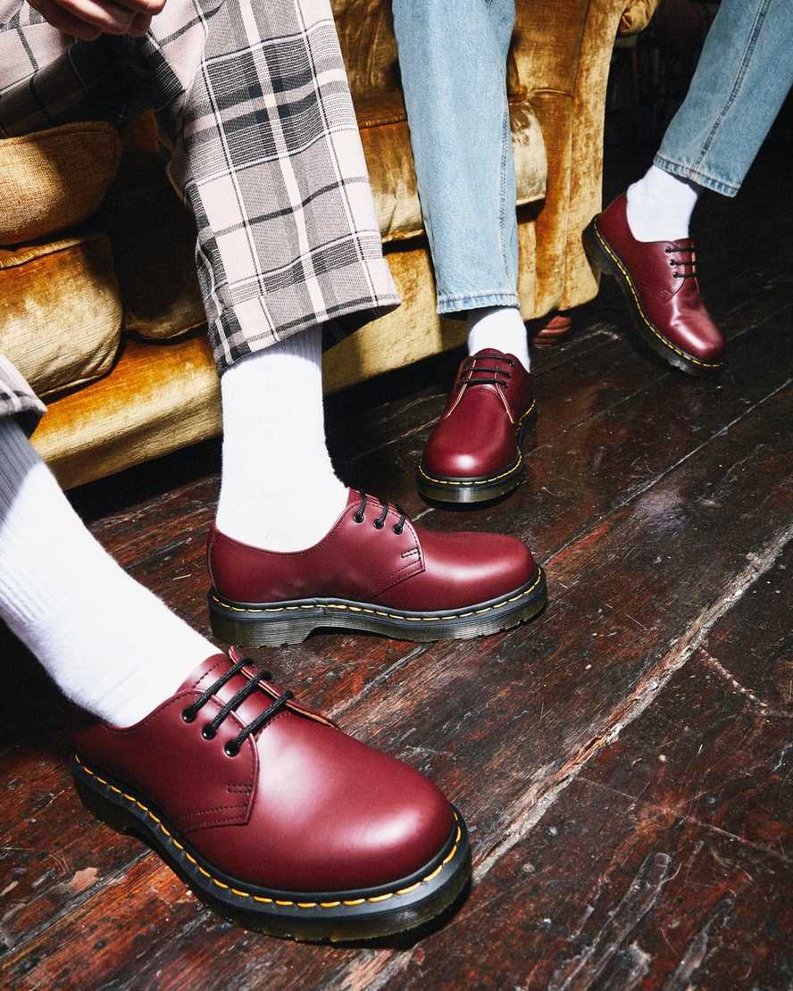 pánské oxfordské boty dr. martens 1461 smooth v červené barvě