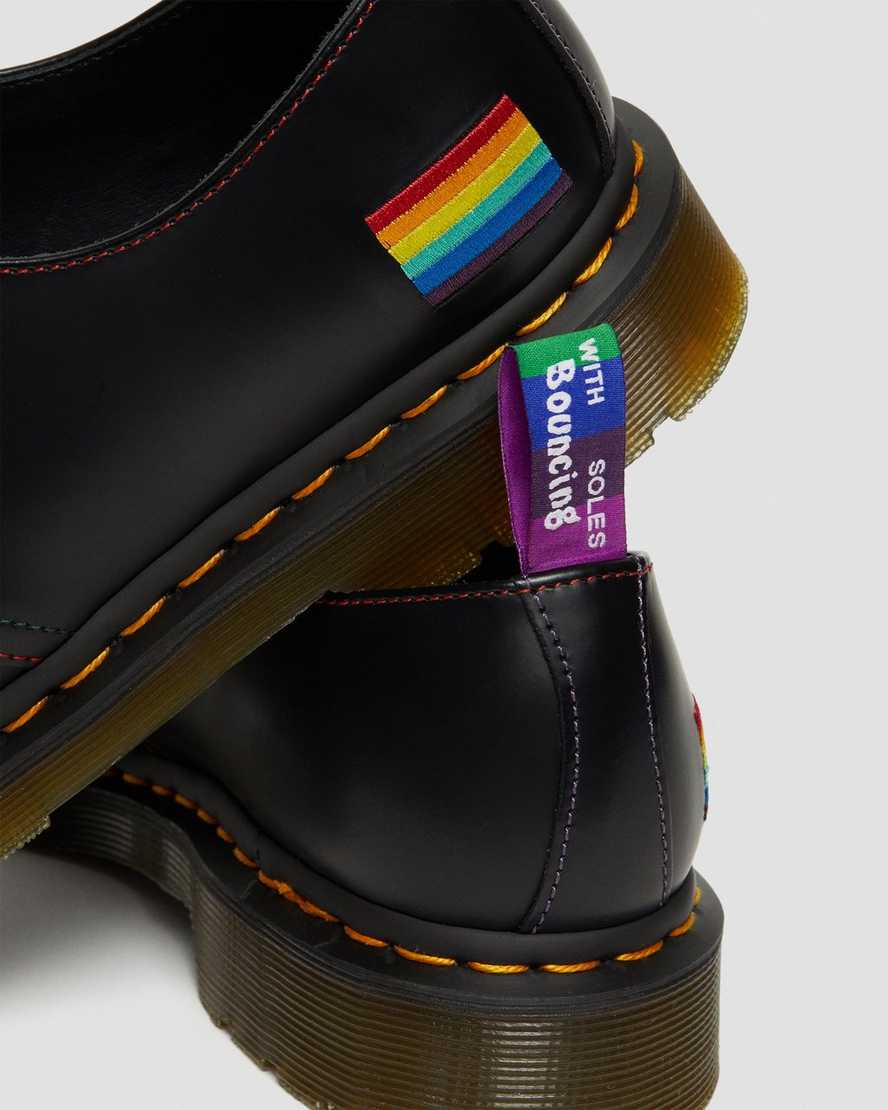 Černé pánské oxfordské boty dr. martens 1461 for pride smooth