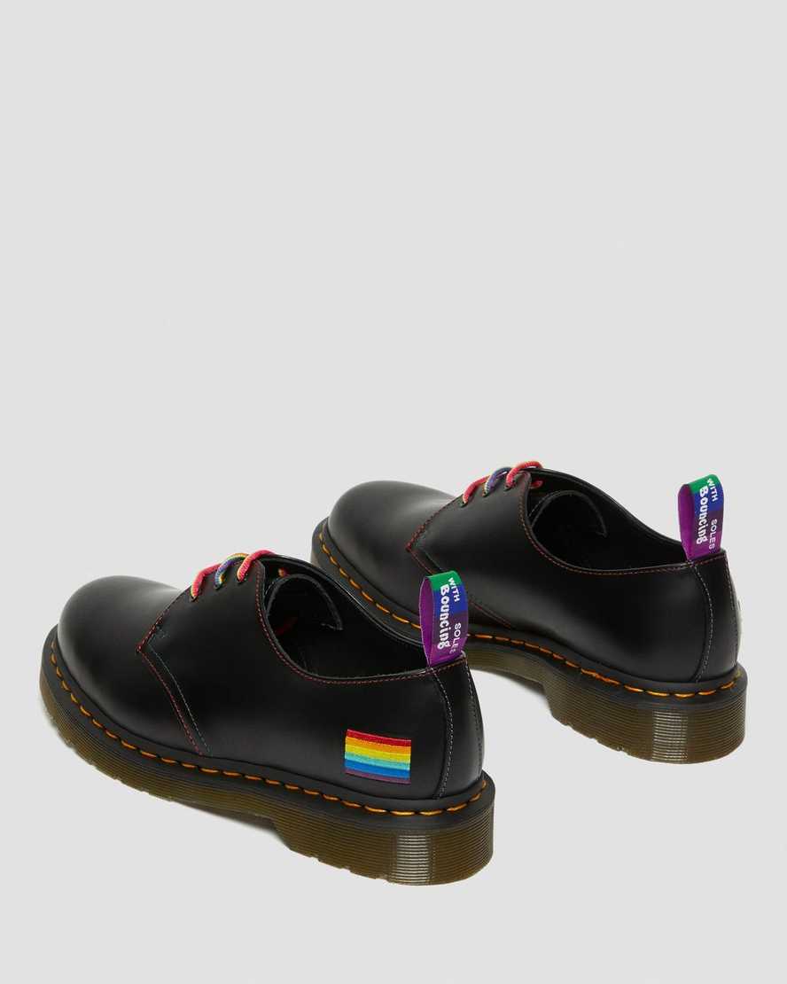 Černé pánské oxfordské boty dr. martens 1461 for pride smooth