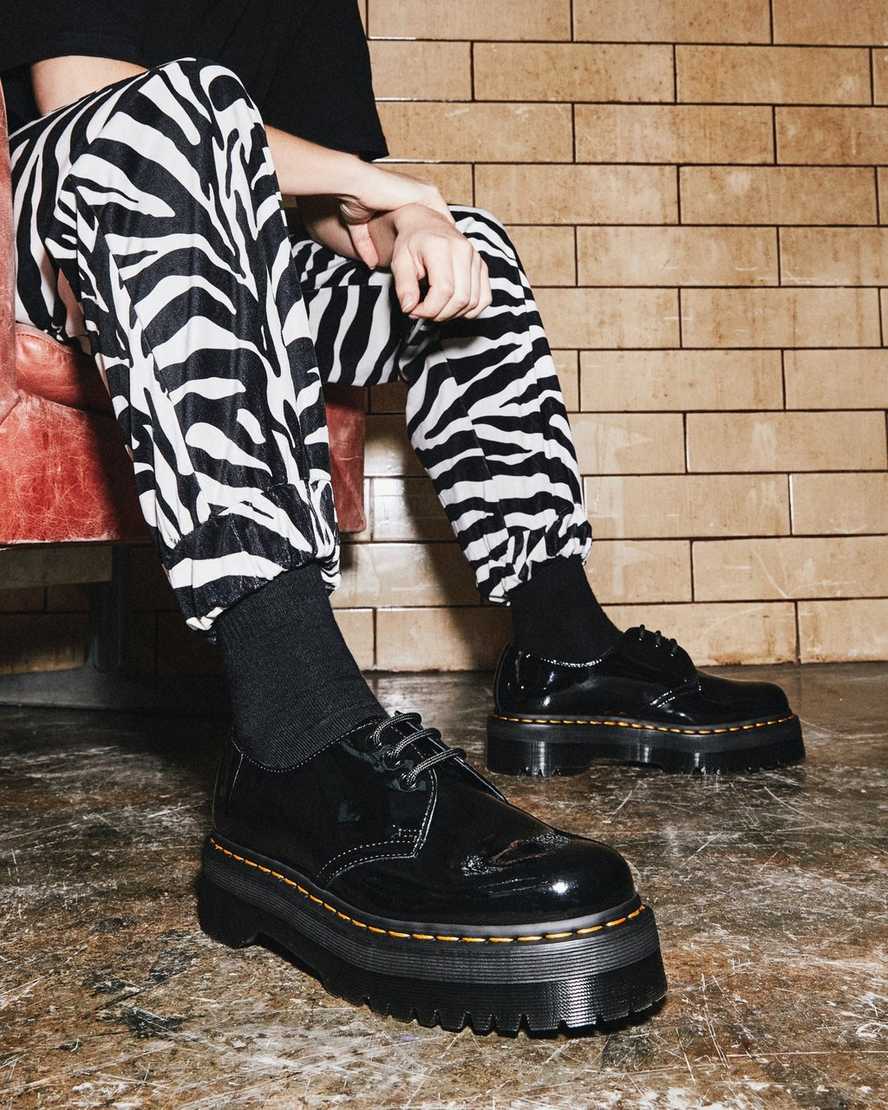 Černé pánské oxfordské boty dr. martens 1461 patent na platformě