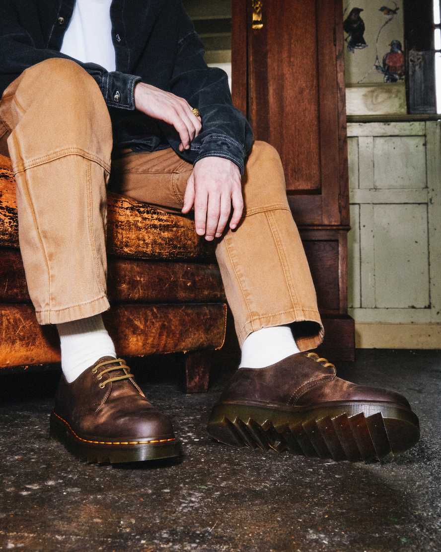 hnědé pánské oxfordské boty dr. martens 1461 ziggy