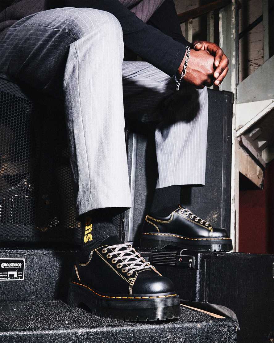 Černé pánské boty na platformě dr. martens collier s krajkou až k patě