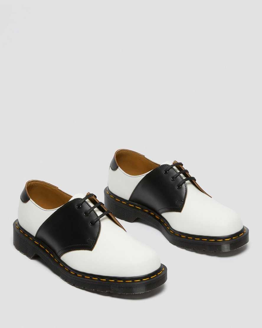 pánské boty dr. martens 1461 v bílé a černé barvě