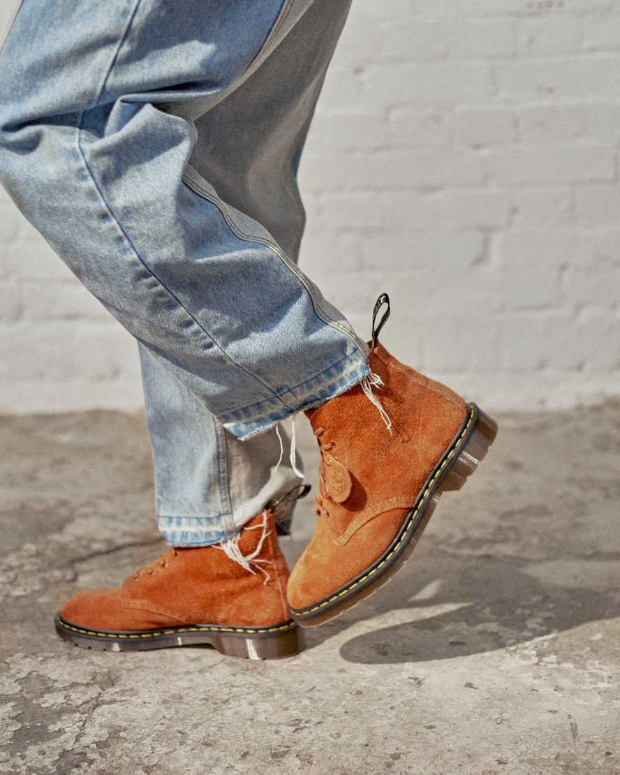 hnědé dámské kotníkové boty dr. martens 101