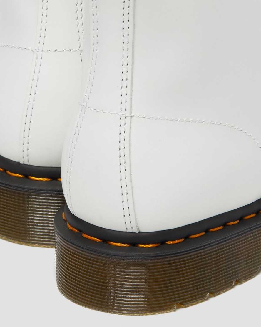 bílé dámské kotníkové boty dr. martens 101 yellow stitch smooth