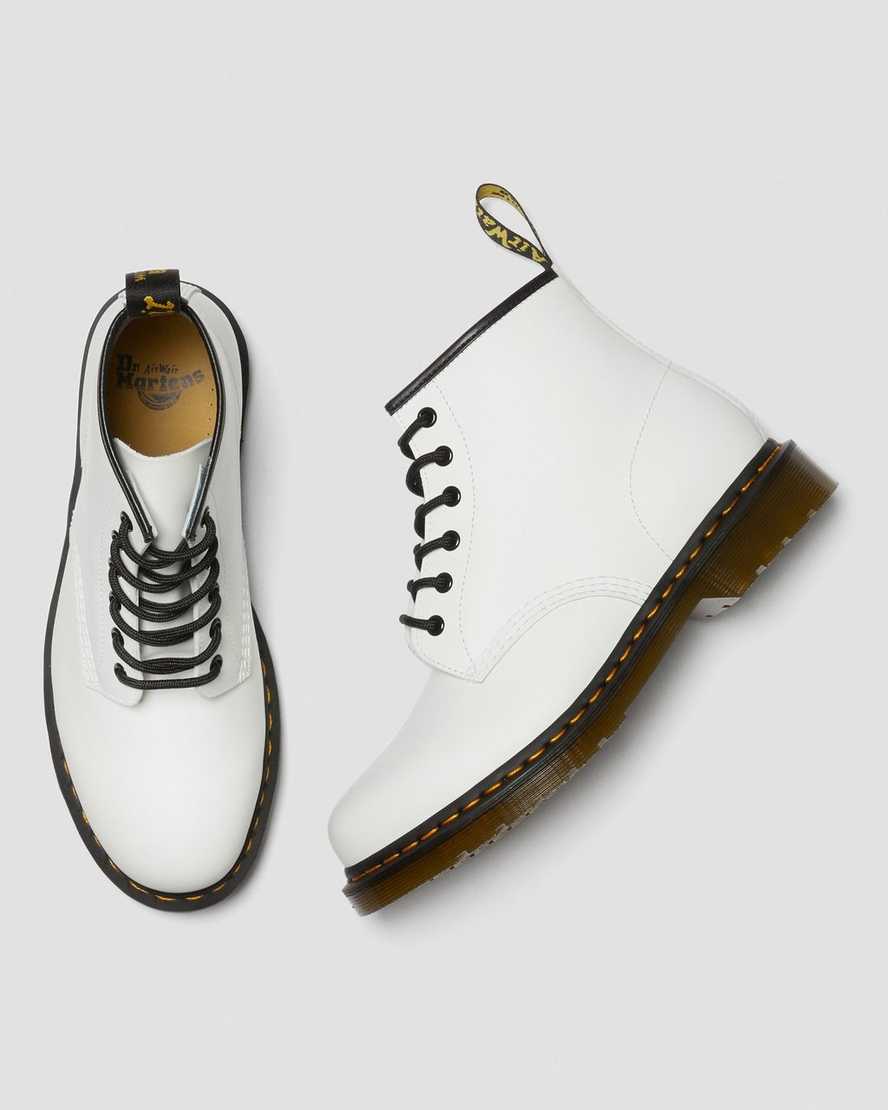 bílé dámské kotníkové boty dr. martens 101 yellow stitch smooth