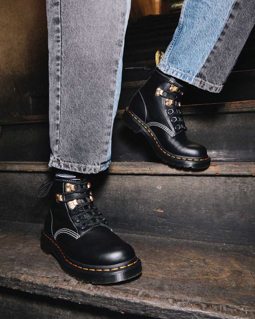 Černé dámské kotníkové boty dr. martens 101 hardware virginia