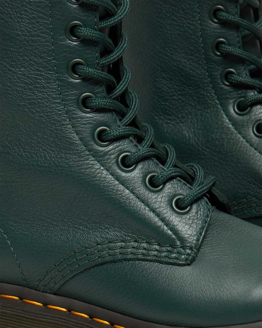 dámské volnočasové boty dr. martens 1460 pascal virginia v zelené barvě