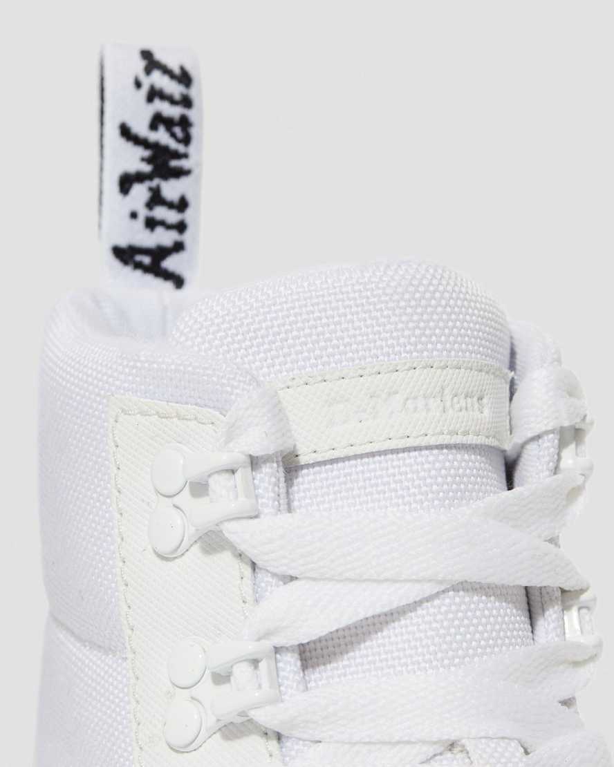 bílé dámské ležérní boty dr. martens combs poly