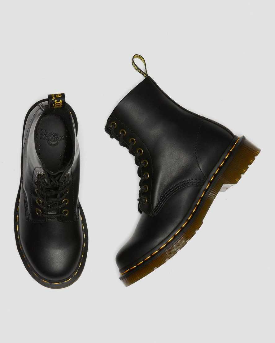 Černé dámské ležérní boty dr. martens 1460 pascal wanama