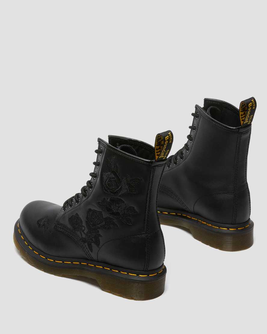 Černé dámské ležérní boty dr. martens 1460 vonda mono floral s motivem mono květin