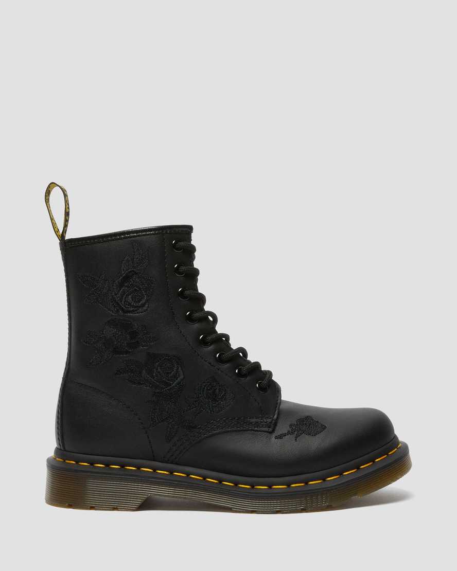 Černé dámské ležérní boty dr. martens 1460 vonda mono floral s motivem mono květin